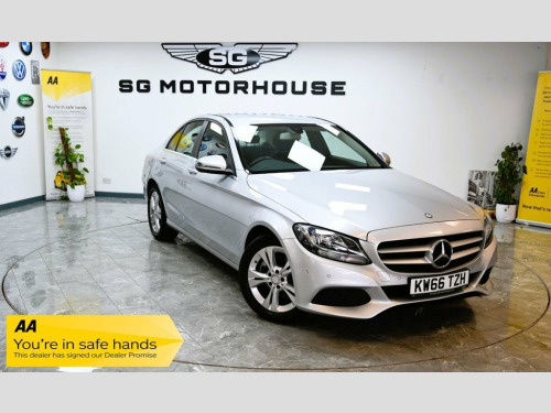 Mercedes-Benz C-Class C200 2.0 C200 SE Executive Edition Saloon 4dr Petrol 7G