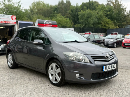 Toyota Auris  1.6 V-Matic SR Euro 5 5dr