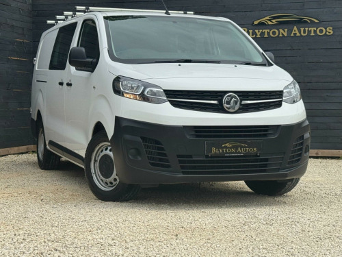 Vauxhall Vivaro  2.0 Turbo D 3100 Edition Crew Van L2 H1 Euro 6 (s/s) 5dr