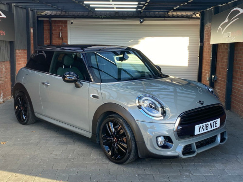 MINI Hatch  1.5 Cooper Steptronic Euro 6 (s/s) 3dr