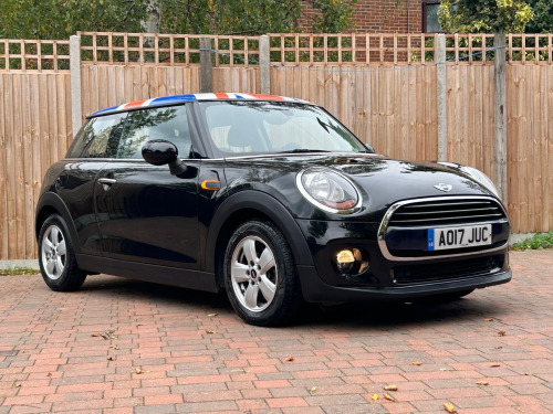 MINI Hatch  1.5 Cooper D Hatchback 3dr Diesel Auto Euro 6 (s/s) (116 ps)