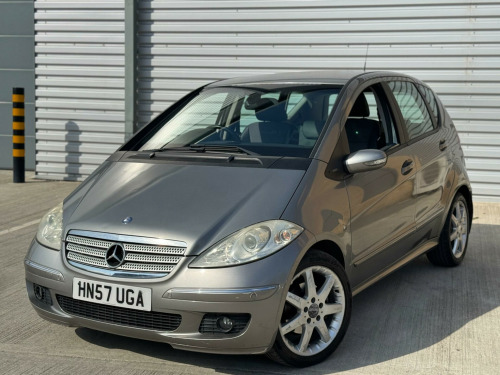 Mercedes-Benz A-Class A180 2.0 A180 CDI Avantgarde SE CVT 5dr