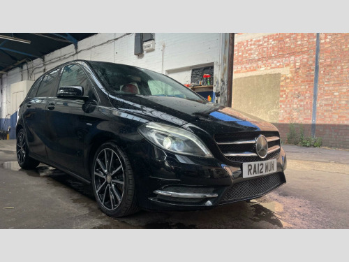 Mercedes-Benz B-Class B180 1.6 B180 BlueEfficiency Sport 7G-DCT Euro 5 (s/s) 5dr
