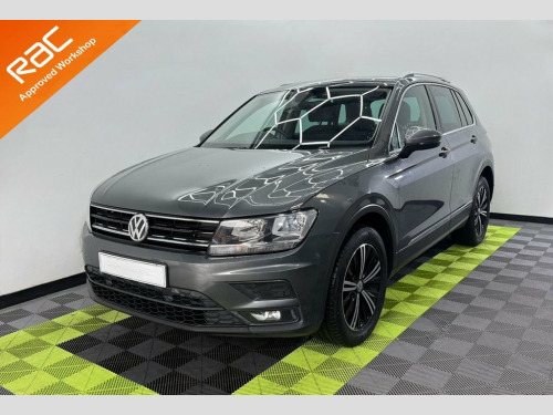 Volkswagen Tiguan  2.0 TDI SE Navigation SUV 5dr Diesel DSG 4Motion E