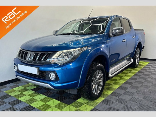 Mitsubishi L200  2.4 DI-D DC Warrior Pickup Double Cab 4dr Diesel M 