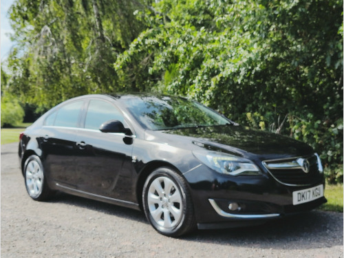 Vauxhall Insignia  2.0 CDTI SRI NAV ECOFLEX S/S 5-Door Diesel Hatchback 35 TAX