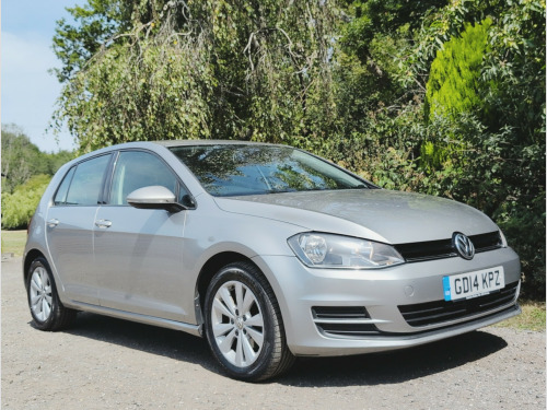 Volkswagen Golf  1.6 TDI SE BLUEMOTION TECHNOLOGY 5-Door Diesel Hatchback HPI Clear Recent C