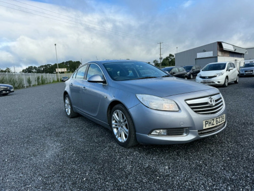 Vauxhall Insignia  2.0 CDTi Exclusiv Euro 5 4dr