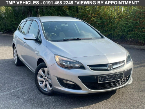 Vauxhall Astra  1.6 16V Design Sports Tourer 5dr Petrol Auto Euro 