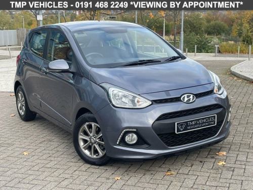 Hyundai i10  1.2 Premium Hatchback 5dr Petrol Auto Euro 6 (87 p 