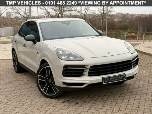 Porsche Cayenne  3.0 V6 E-Hybrid 17.9kWh SUV 5dr Petrol Plug-in Hyb 