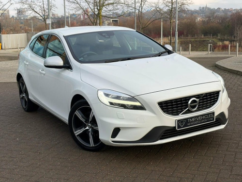Volvo V40  2.0 D2 R-Design Hatchback 5dr Diesel Manual Euro 6 
