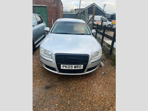 Audi A8  3.0 TDI SE Saloon 4dr Diesel Automatic quattro LWB (227 g/km, 229 bhp) 