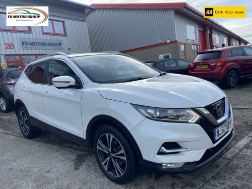 Nissan Qashqai  1.6 DIG-T N-Connecta SUV 5dr Petrol Manual Euro 6 (s/s) (163 ps) 