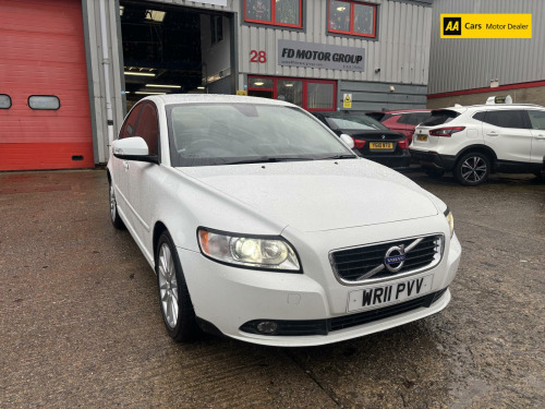 Volvo S40  1.6D DRIVe SE Lux Saloon 4dr Diesel Manual Euro 5 (s/s) (115 ps) 