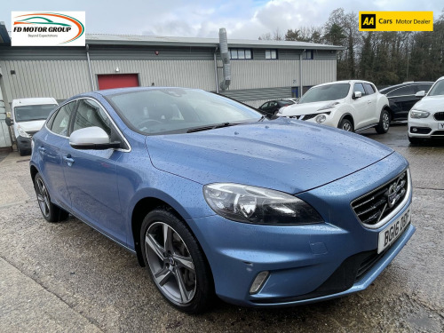 Volvo V40  2.0 D3 R-Design Nav Hatchback 5dr Diesel Manual Euro 6 (s/s) (150 ps) 