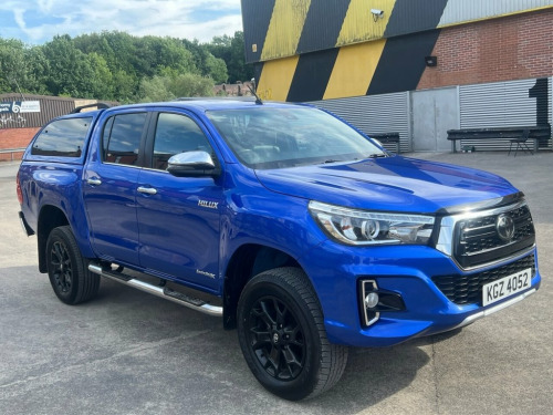 Toyota Hi-Lux  2.4 D-4D Invincible X Blue Pickup Double Cab 4dr D