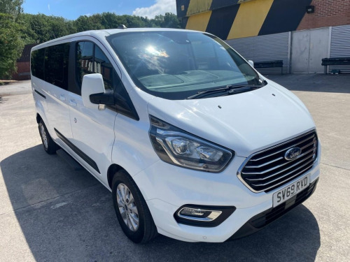 Ford Tourneo Custom  2.0 320 EcoBlue Zetec Minibus Double Cab 5dr Diese