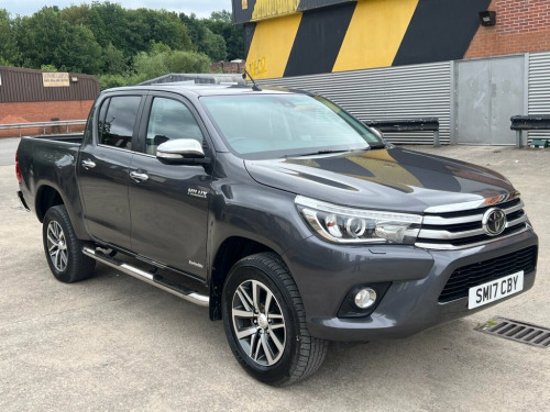 Toyota Hi-Lux  2.4 D-4D Invincible Pickup Double Cab 4dr Diesel M