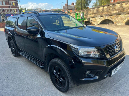 Nissan Navara  2.3 dCi N-Guard Pickup Double Cab 4dr Diesel Auto 