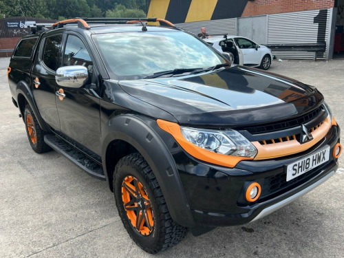 Mitsubishi L200  2.4 DI-D DC Barbarian SVP II Pickup Double Cab 4dr
