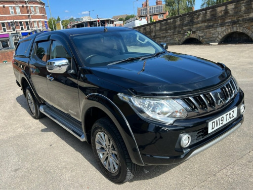 Mitsubishi L200  2.4 DI-D DC Warrior Pickup Double Cab 4dr Diesel A