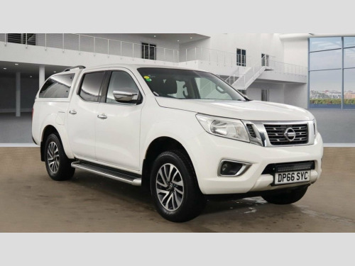 Nissan Navara  2.3 dCi N-Connecta Pickup Double Cab 4dr Diesel Ma 