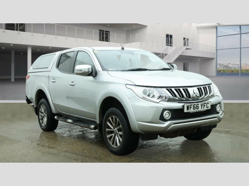 Mitsubishi L200  2.4 DI-D DC Warrior Pickup Double Cab 4dr Diesel M 