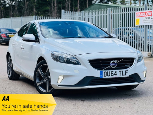 Volvo V40  1.6 D2 R-Design Hatchback 5dr Diesel Manual Euro 5 (s/s) (115 ps)