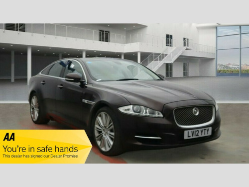 Jaguar XJ  3.0d V6 Portfolio Saloon 4dr Diesel Auto Euro 5 (275 ps)
