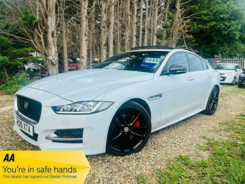 Jaguar XE  2.0 GTDi R-Sport Saloon 4dr Petrol Auto Euro 6 (s/s) (240 ps)
