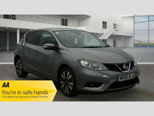 Nissan Pulsar  1.2 DIG-T Tekna Hatchback 5dr Petrol XTRON Euro 6 (s/s) (115 ps)