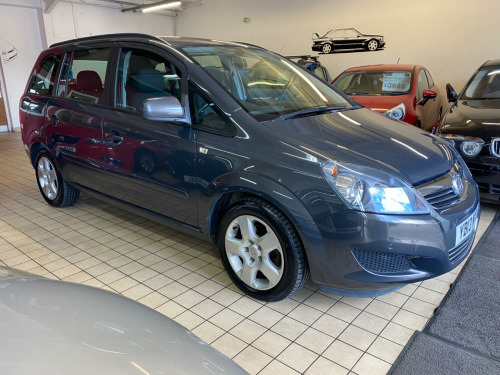 Vauxhall Zafira  1.6 16V Exclusiv