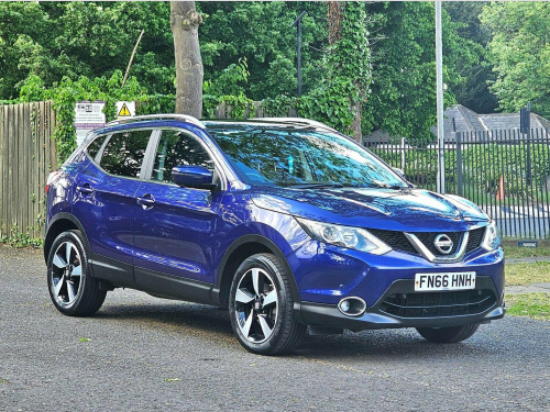 Nissan Qashqai  1.2 DIG-T N-Connecta 2WD Euro 6 (s/s) 5dr
