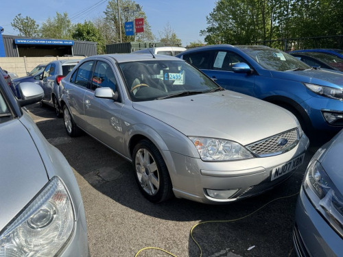 Ford Mondeo  2.0 TDCi SIV Ghia X Hatchback 5dr Diesel Manual (1