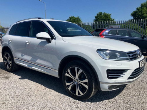 Volkswagen Touareg  3.0 TDI V6 BlueMotion Tech R-Line Tiptronic 4WD Eu