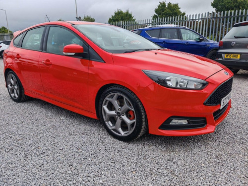 Ford Focus  2.0T EcoBoost ST-2 Euro 6 (s/s) 5dr