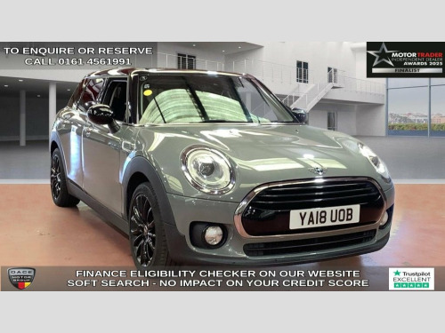 MINI Clubman  1.5 Cooper (Black Pack) Estate 6dr Petrol Manual E