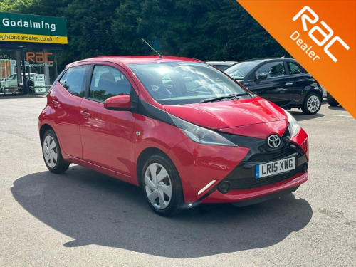 Toyota AYGO  1.0 VVT-i x-play Hatchback 5dr Petrol Manual Euro 