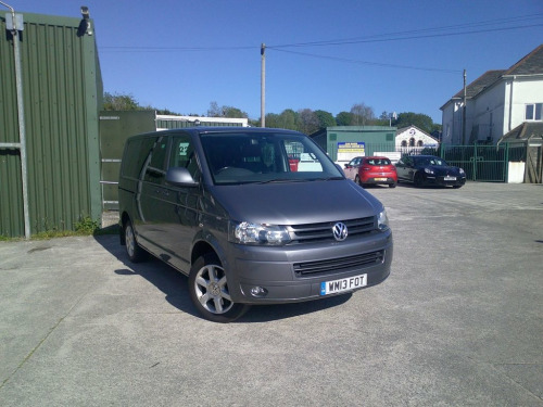 Volkswagen Transporter  2.0 BiTDI T32 Kombi 4dr Diesel DSG 4MOTION L1 H1 (