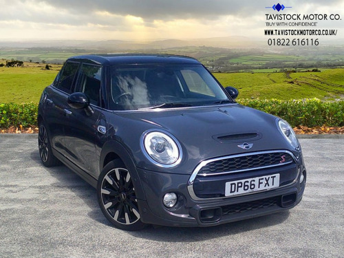 MINI Hatch  2.0 Cooper SD Hatchback 5dr Diesel Auto 6Spd Euro 