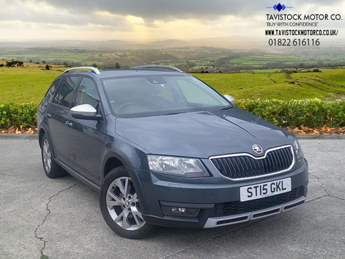 Skoda Octavia  2.0 TDI Scout Estate 5dr Diesel DSG 4WD Euro 6 (s/