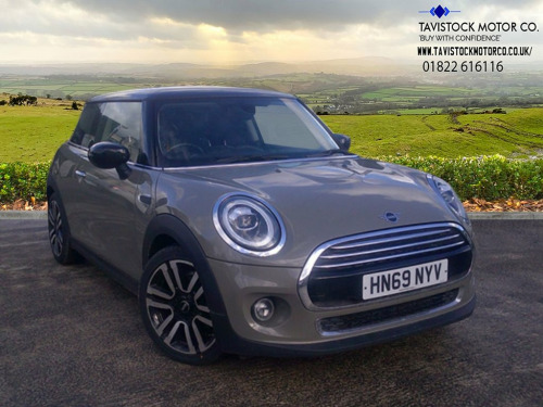 MINI Hatch  1.5 Cooper Exclusive Hatchback 3dr Petrol Manual E 