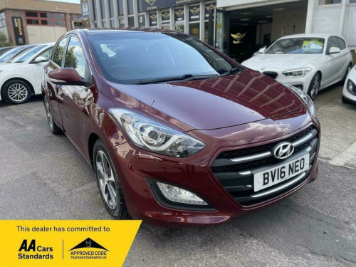 Hyundai i30  1.6 CRDi Blue Drive SE Nav DCT Euro 6 (s/s) 5dr