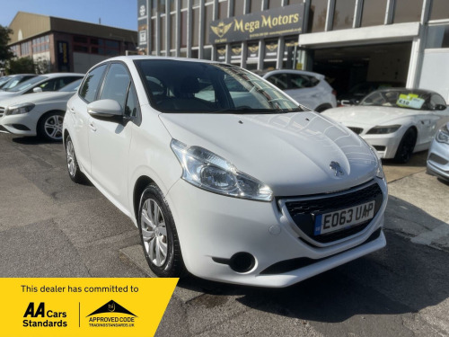 Peugeot 208  1.2 VTi Access+ Euro 5 5dr