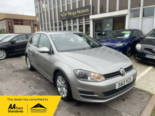 Volkswagen Golf  1.6 TDI BlueMotion Tech SE Euro 5 (s/s) 5dr