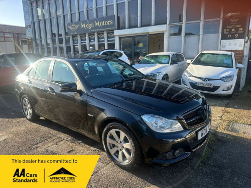 Mercedes-Benz C-Class C180 1.8 C180 BlueEfficiency SE Auto Euro 5 4dr