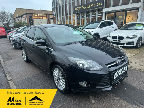 Ford Focus  1.0T EcoBoost Zetec Navigator Euro 5 (s/s) 5dr 
