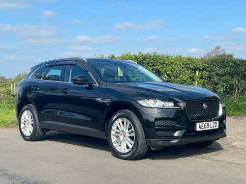 Jaguar F-PACE  2.0 D165 Portfolio SUV 5dr Diesel Manual Euro 6 (s