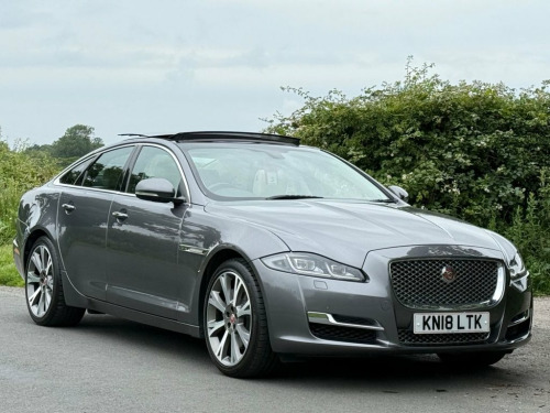 Jaguar XJ  3.0d V6 Portfolio Saloon 4dr Diesel Auto Euro 6 (s